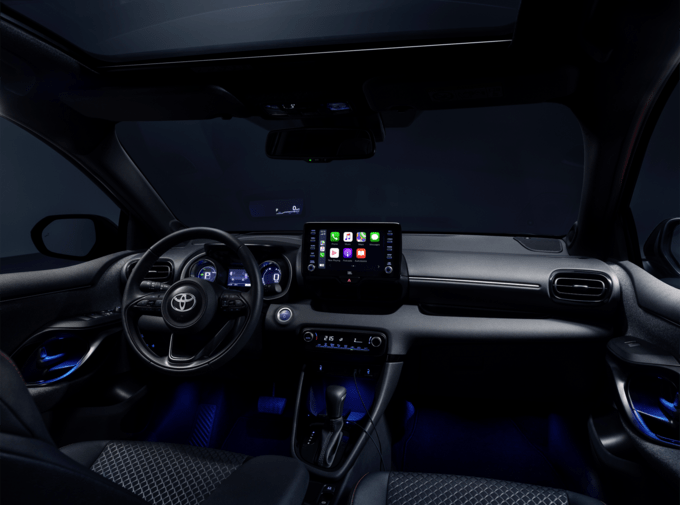 YA - Hybrid Active Plus - Hatchback 5-ovinen