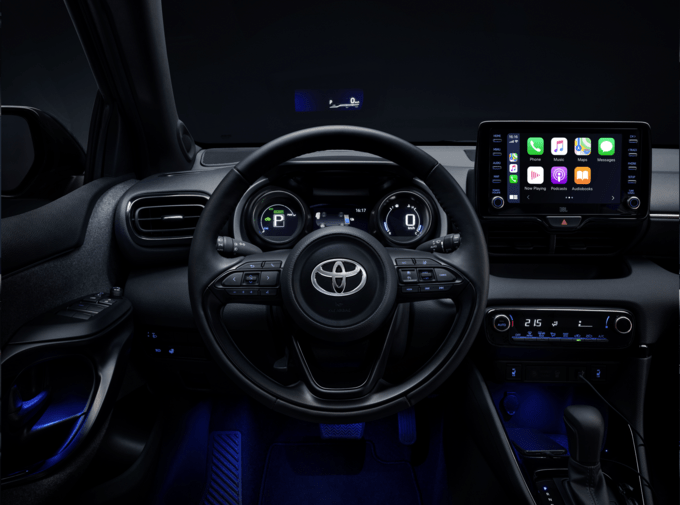 YA - Active MT - Hatchback 5 usi